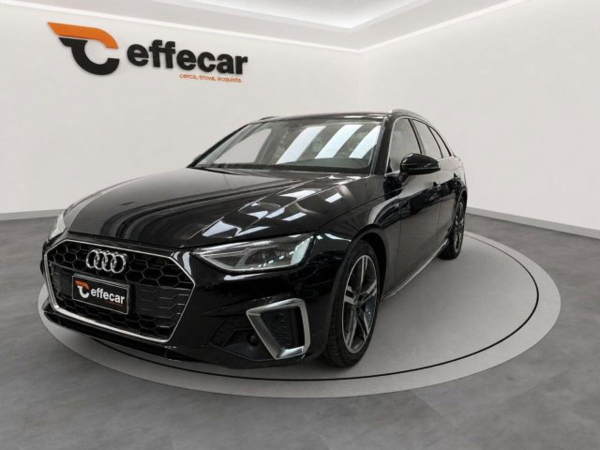 Audi A4 Avant 30 TDI/136 CV S tronic S line edition