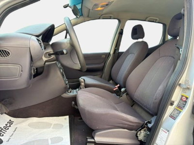 Mercedes-Benz Classe A 140 cat Classic (12)