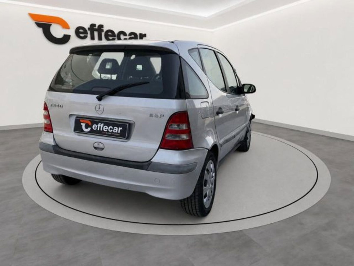 Mercedes-Benz Classe A 140 cat Classic (4)