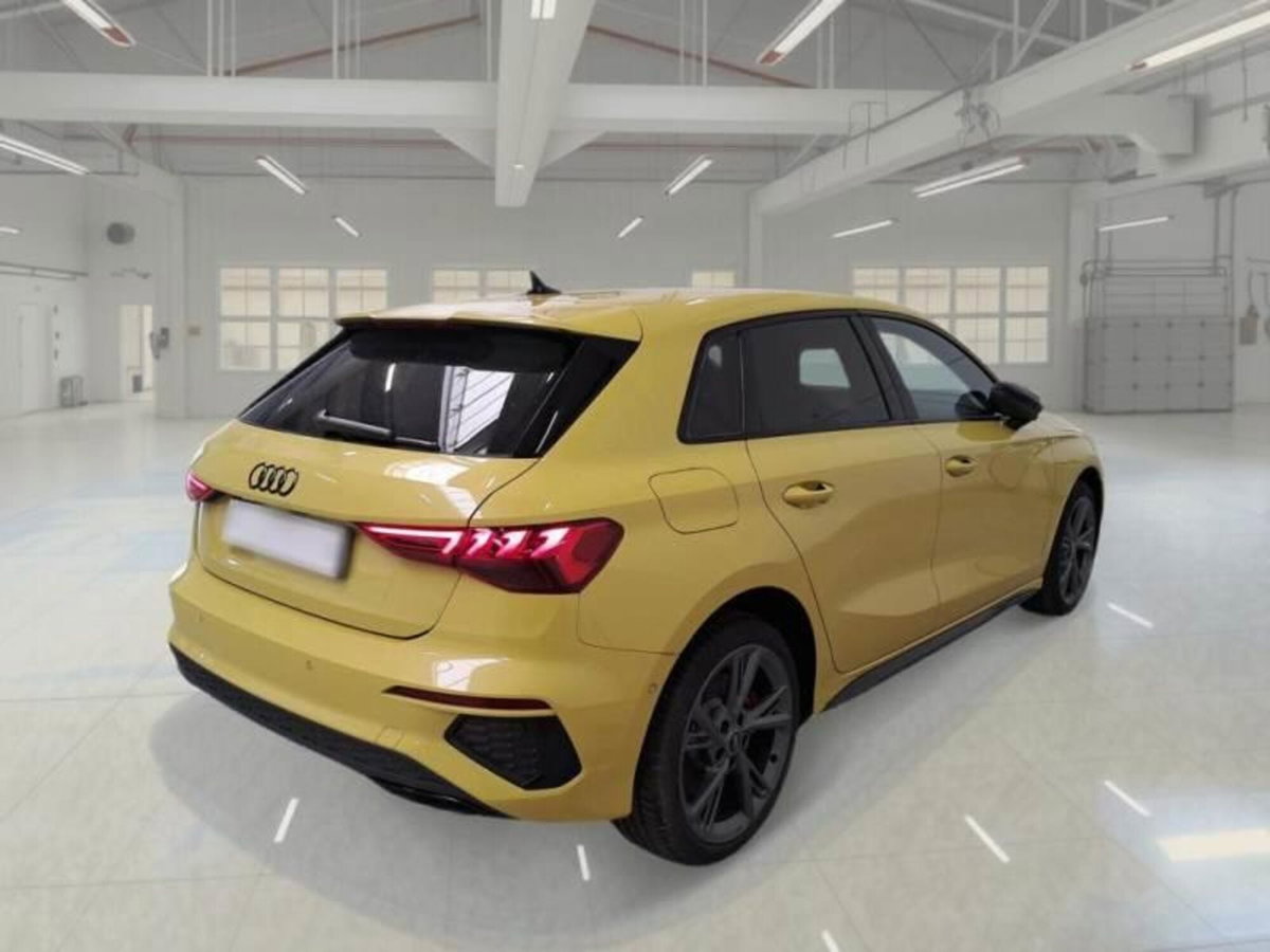 Audi A3 Sportback 45 TFSI e S tronic S line edition (4)