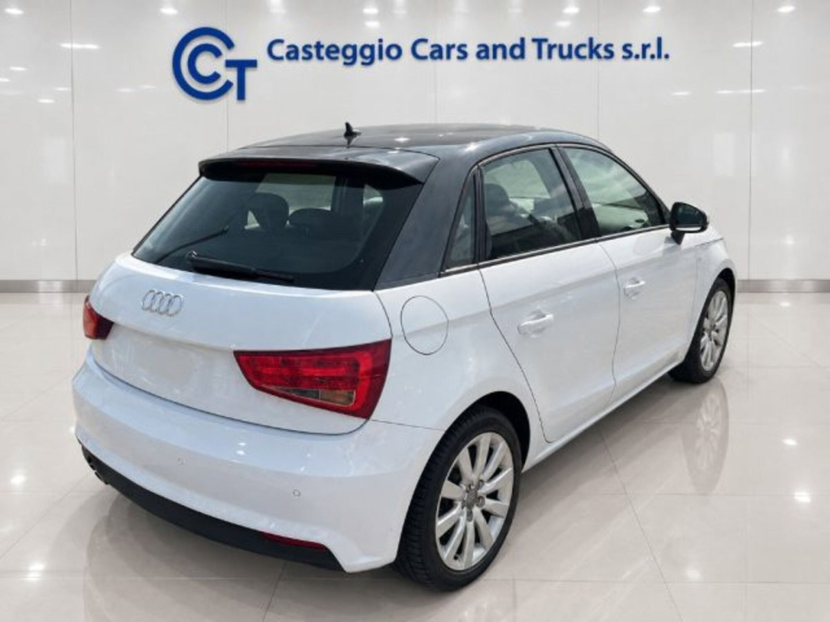 Audi A1 Sportback 1.4 TDI (4)