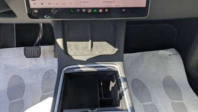 Tesla Model Y Performance Dual Motor awd (14)