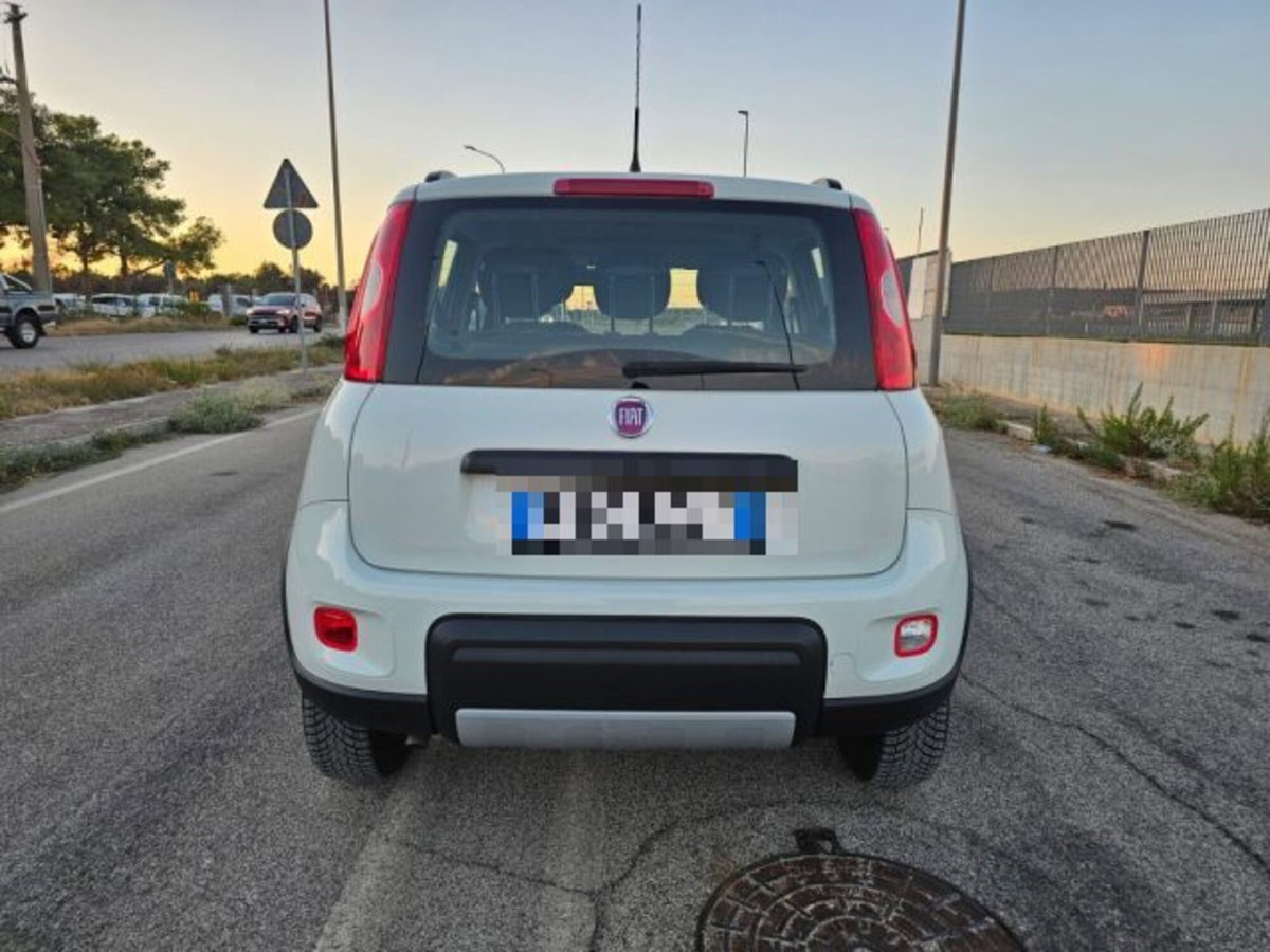 Fiat Panda 1.3 MJT 95 CV S&S 4x4 (6)
