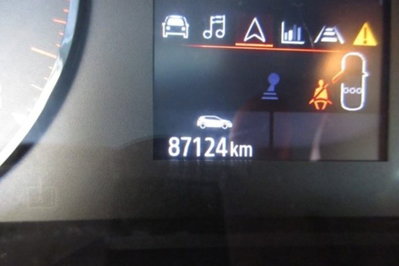 Renault Clio 1.0 tce Techno Gpl 100cv (9)