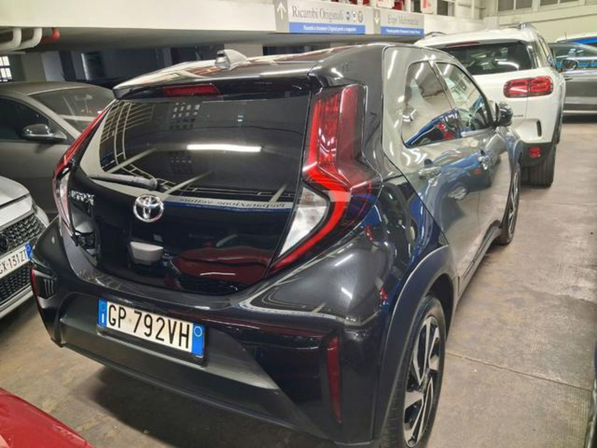 Toyota Aygo X 1.0 VVT-i 72 CV 5 porte Limited Air (3)