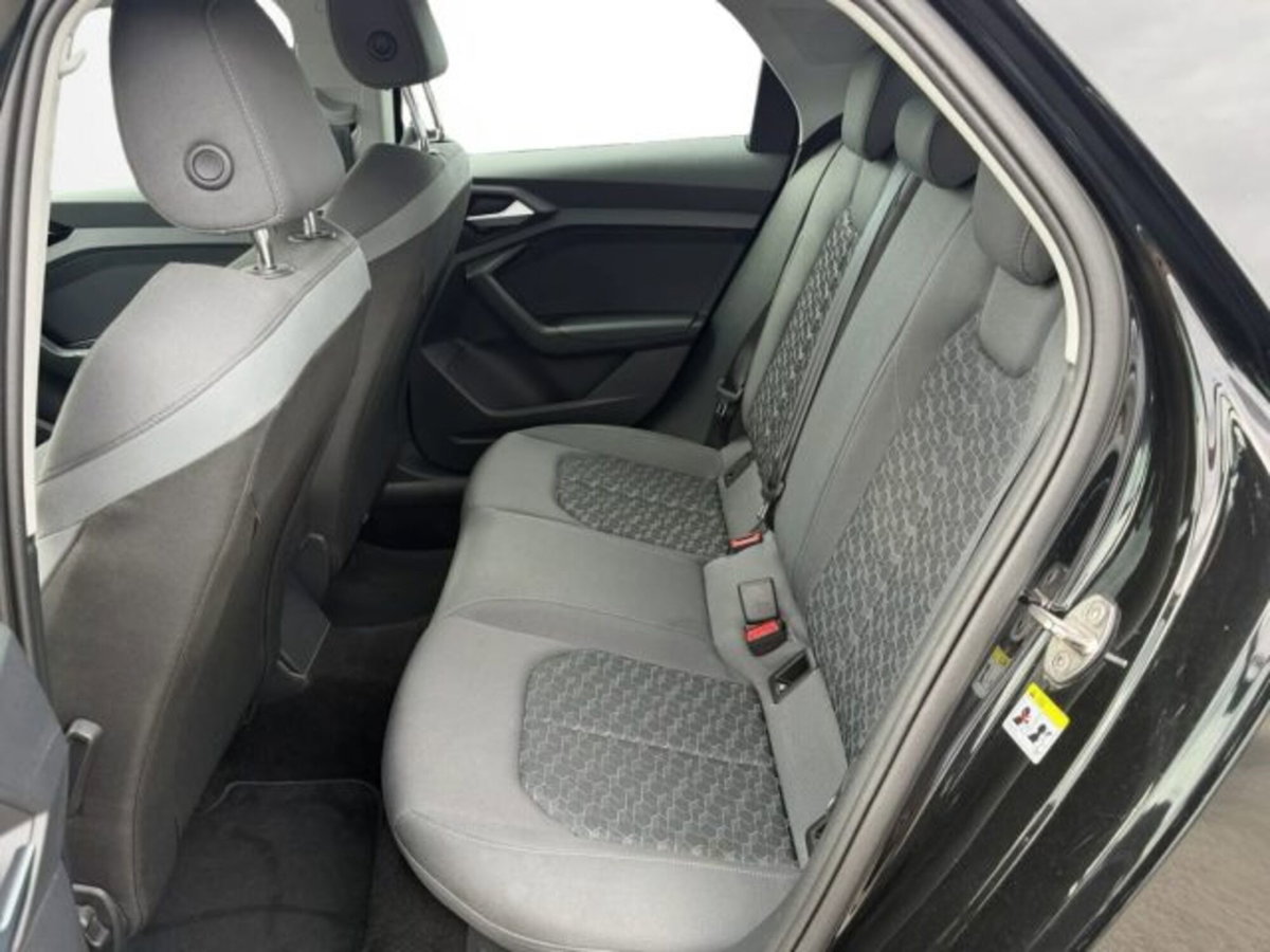 Audi A1 Sportback 30 TFSI S tronic S line edition (9)