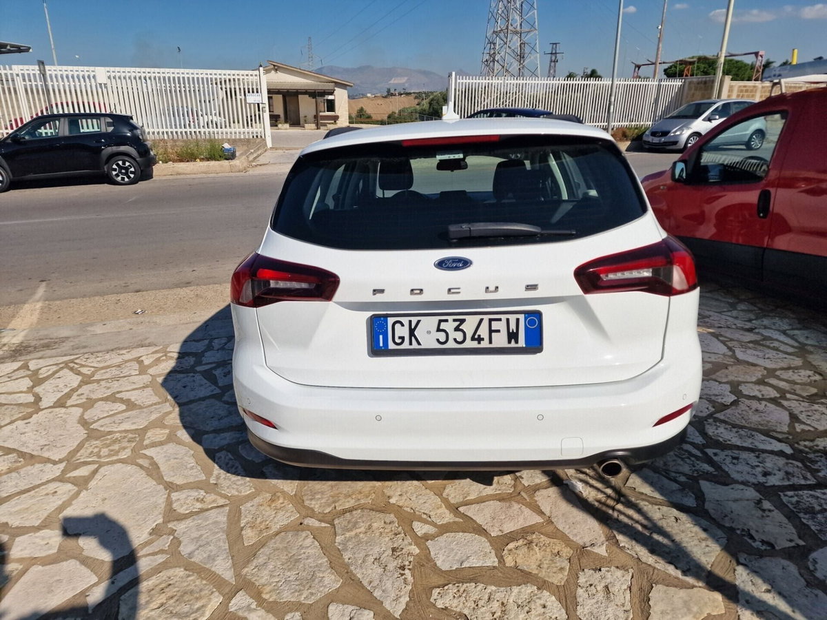 Ford Focus Station Wagon 1.5 EcoBlue 120 CV automatico SW Business (16)