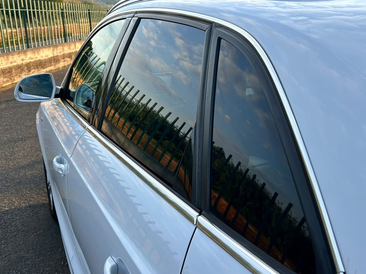 Audi Q3 2.0 TDI 120 CV (13)