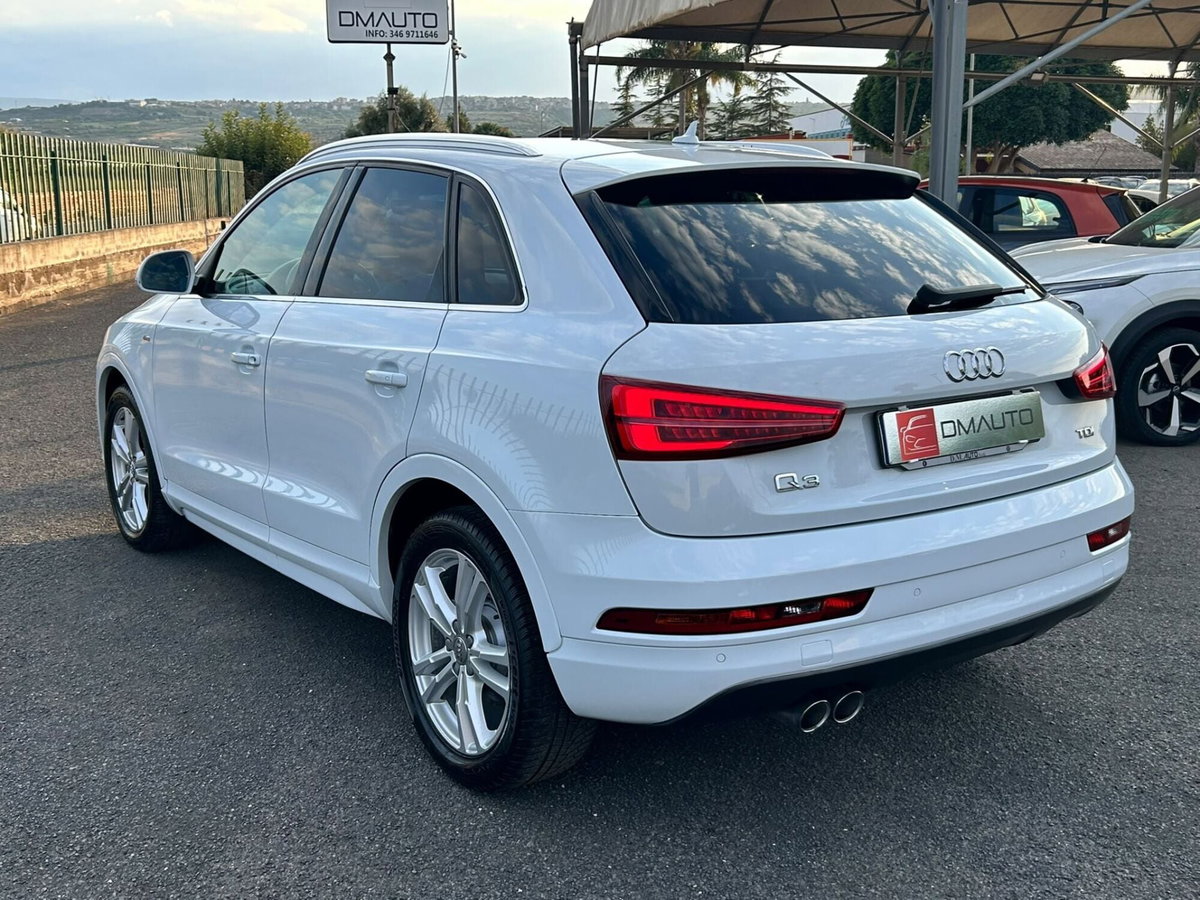 Audi Q3 2.0 TDI 120 CV (6)
