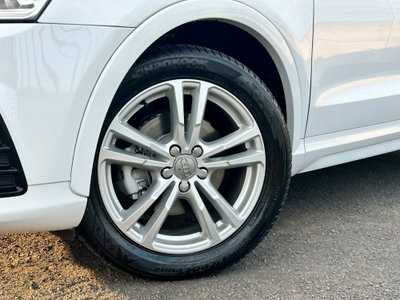 Audi Q3 2.0 TDI 120 CV (8)