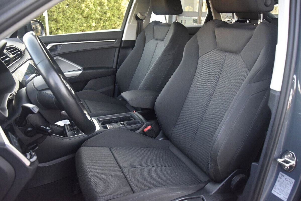 Audi Q3 Sportback 35 TDI quattro S tronic Business Plus (8)