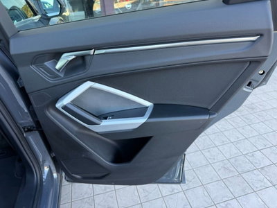 Audi Q3 35 TFSI S tronic Business Advanced (16)