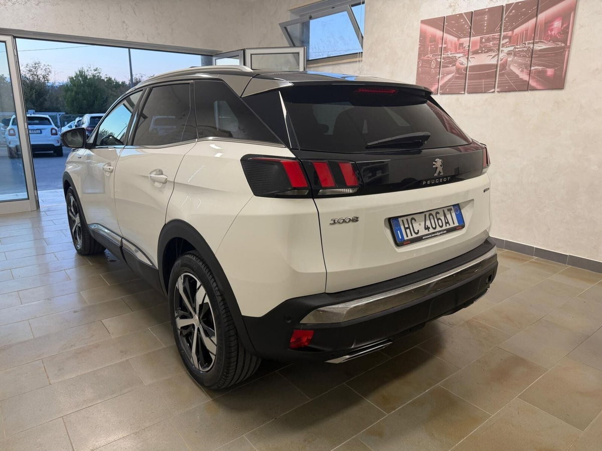 Peugeot 3008 BlueHDi 130 S&S EAT8 GT Line (4)