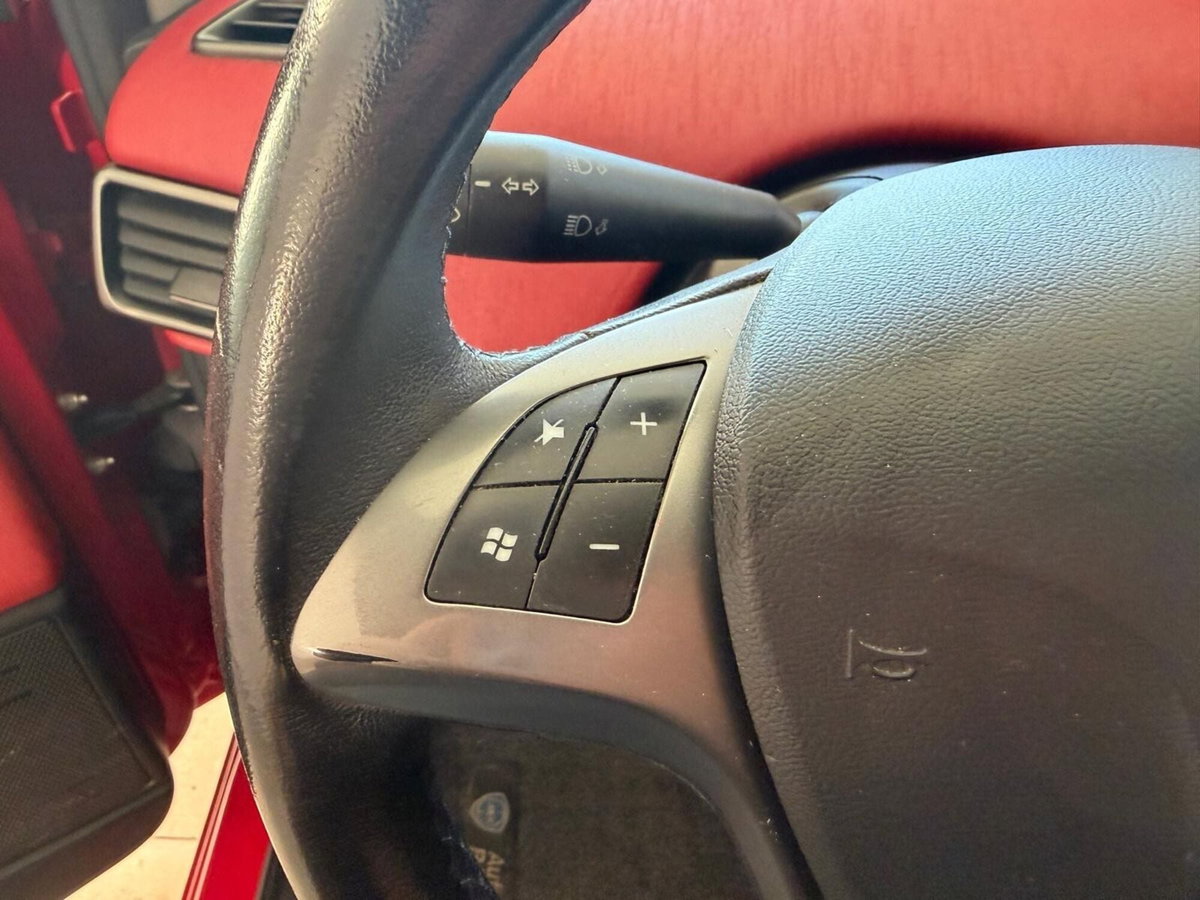 Lancia Ypsilon 1.2 69 CV 5 porte Silver (10)
