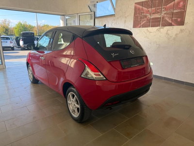 Lancia Ypsilon 1.2 69 CV 5 porte Silver (4)