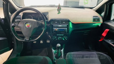 Abarth Grande Punto 1.4 T-Jet 16V 3 porte (9)