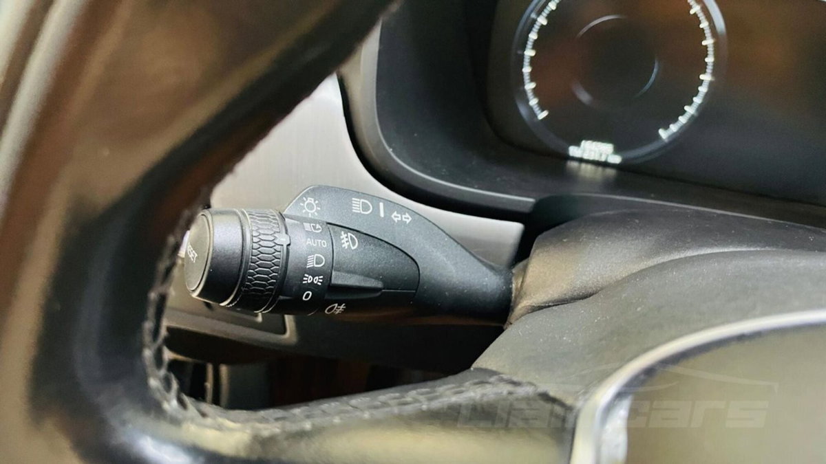 Volvo V90 D4 Geartronic Business Plus (16)