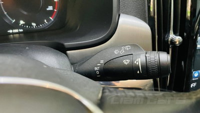 Volvo V90 D4 Geartronic Business Plus (17)