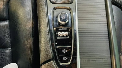 Volvo V90 D4 Geartronic Business Plus (18)