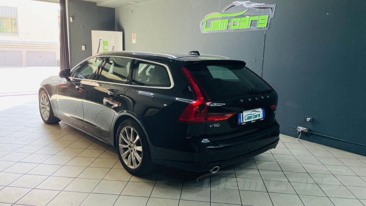 Volvo V90 D4 Geartronic Business Plus (4)