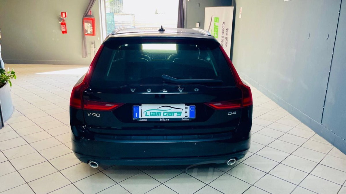 Volvo V90 D4 Geartronic Business Plus (5)