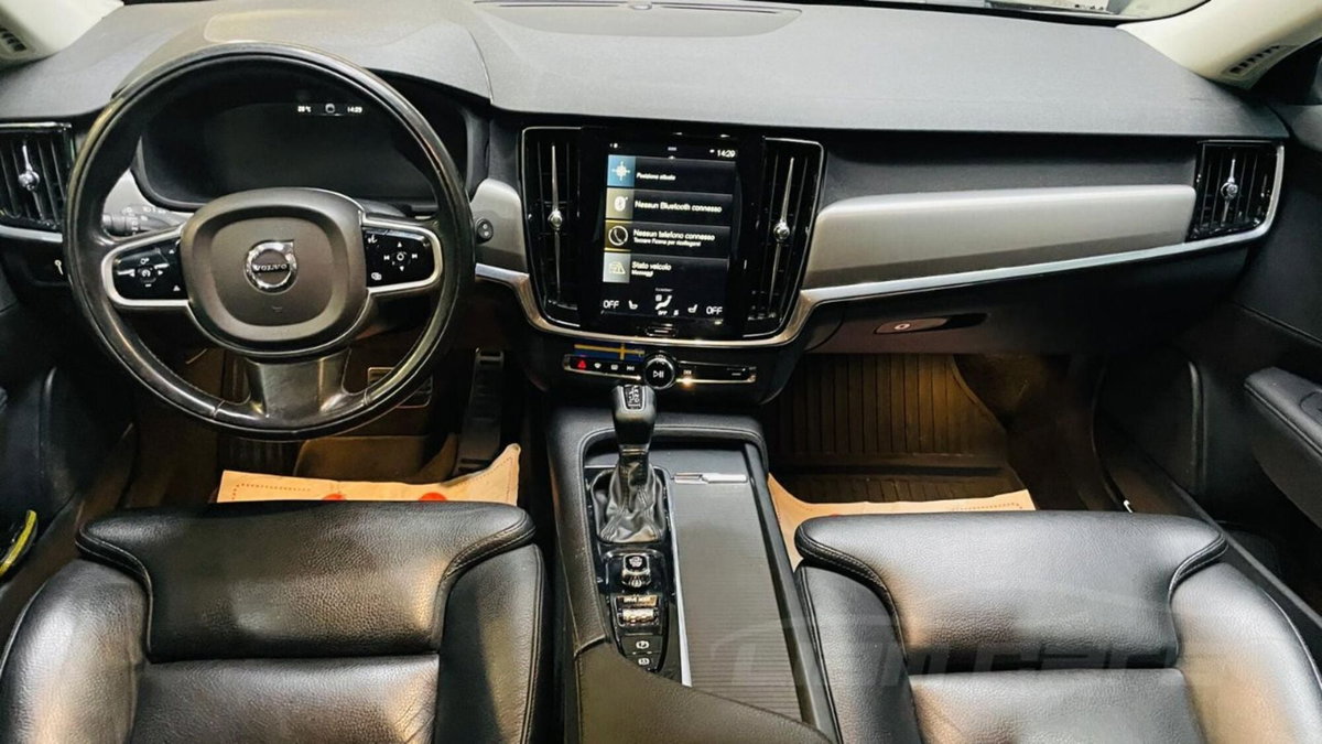 Volvo V90 D4 Geartronic Business Plus (9)