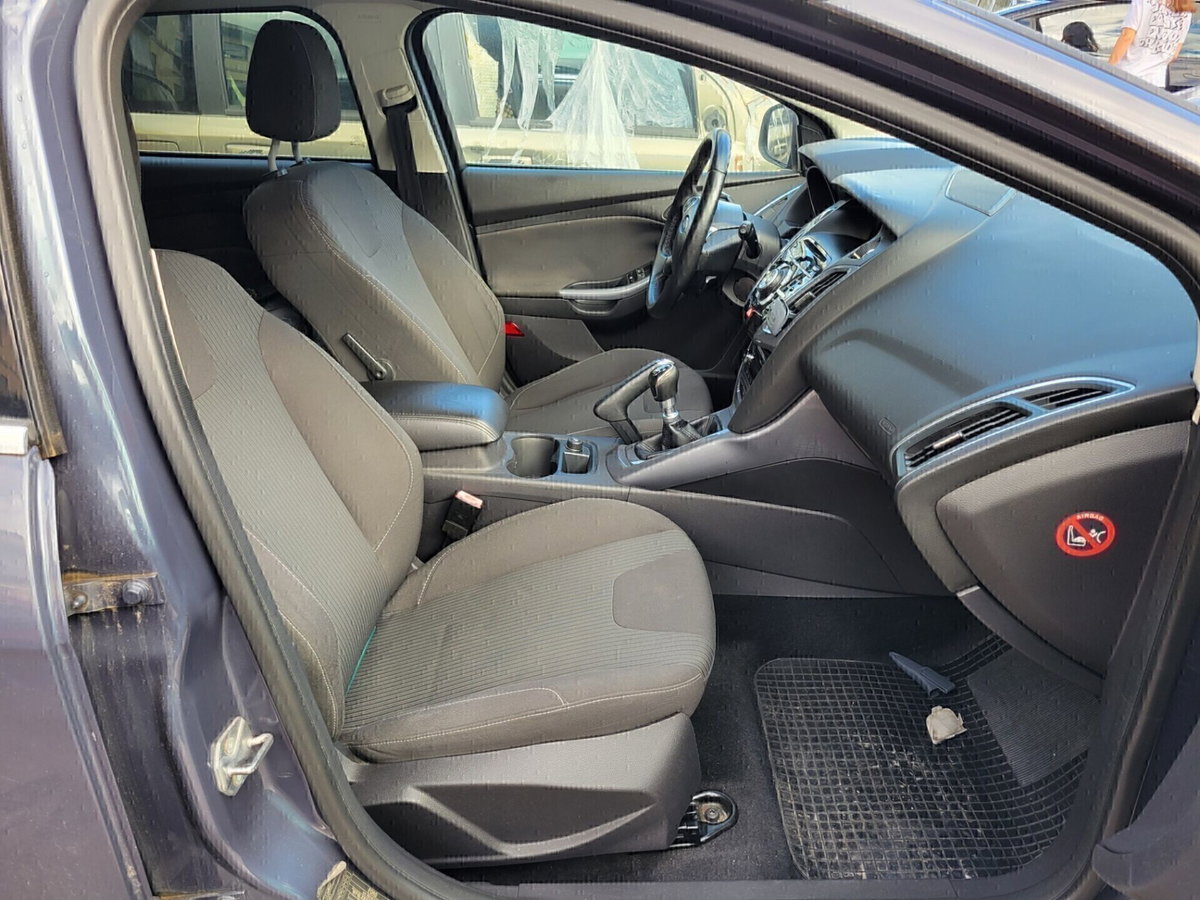 Ford Focus Station Wagon 1.0 EcoBoost 125 CV automatico SW Active (6)