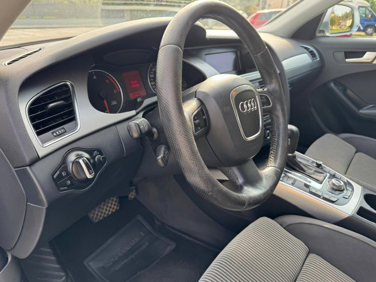 Audi A4 Avant 2.0 TDI 143CV F.AP. (13)