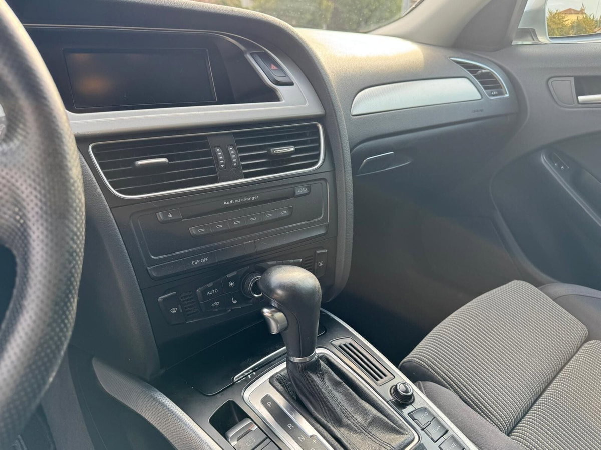 Audi A4 Avant 2.0 TDI 143CV F.AP. (14)