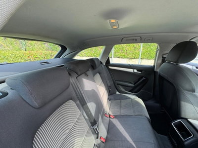 Audi A4 Avant 2.0 TDI 143CV F.AP. (19)