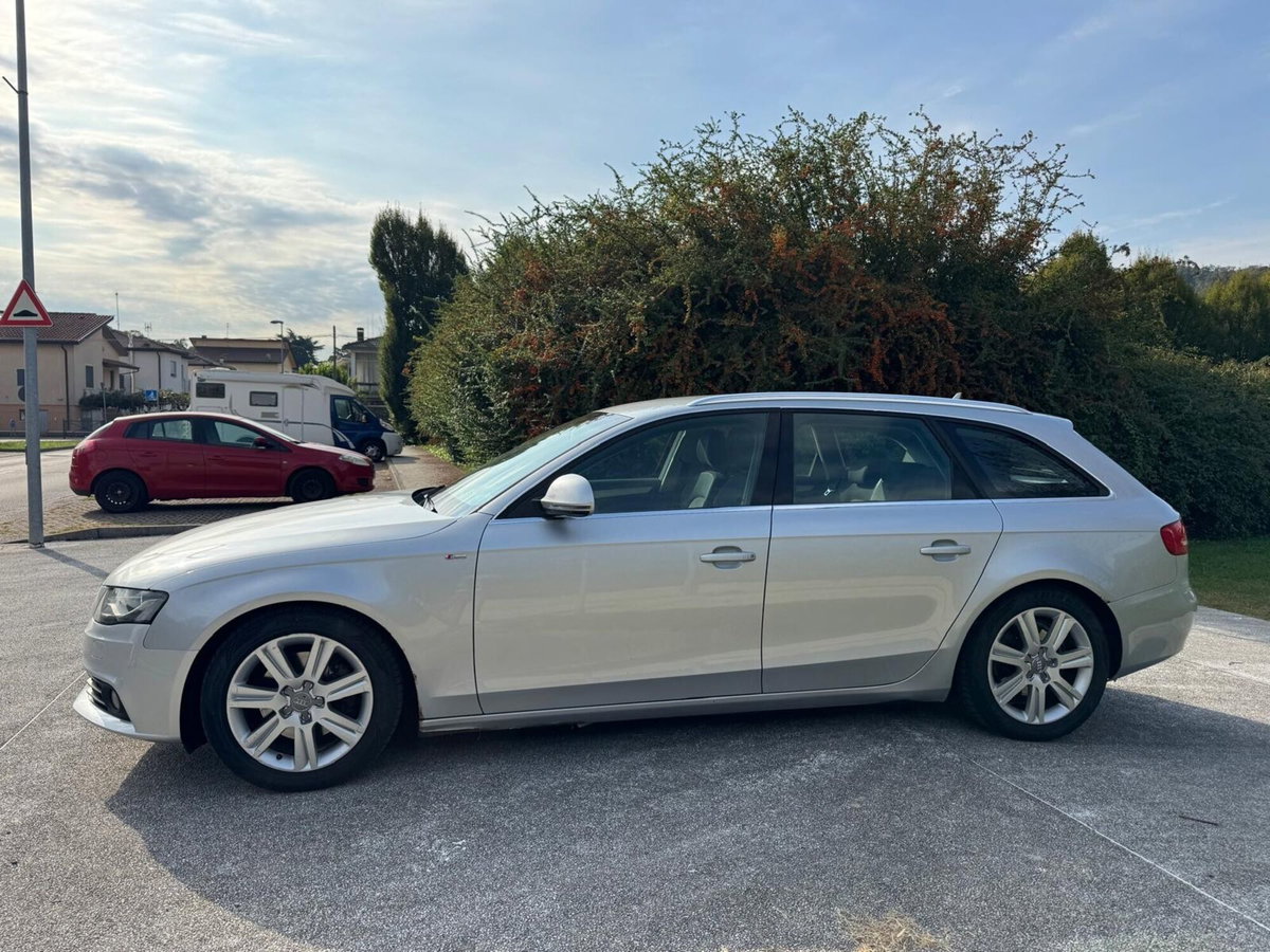 Audi A4 Avant 2.0 TDI 143CV F.AP. (7)