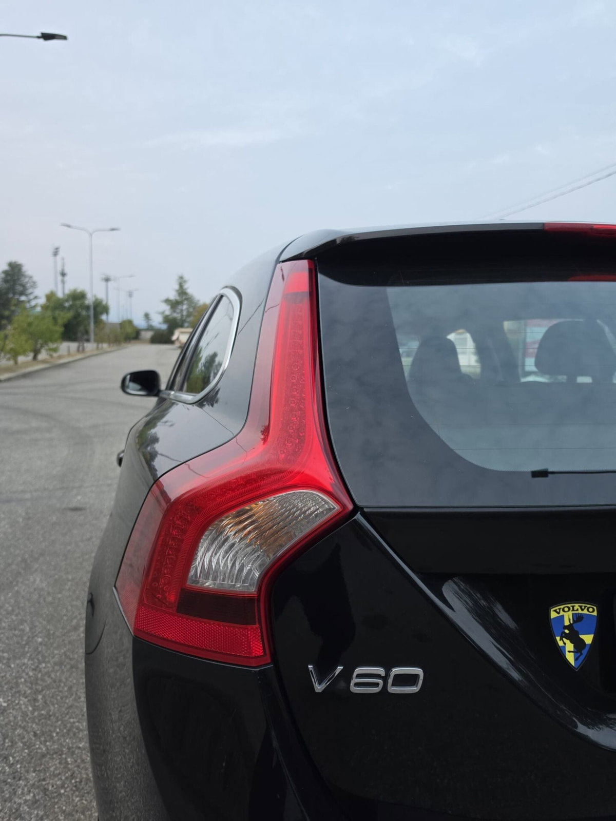 Volvo V60 D3 Geartronic Summum (12)