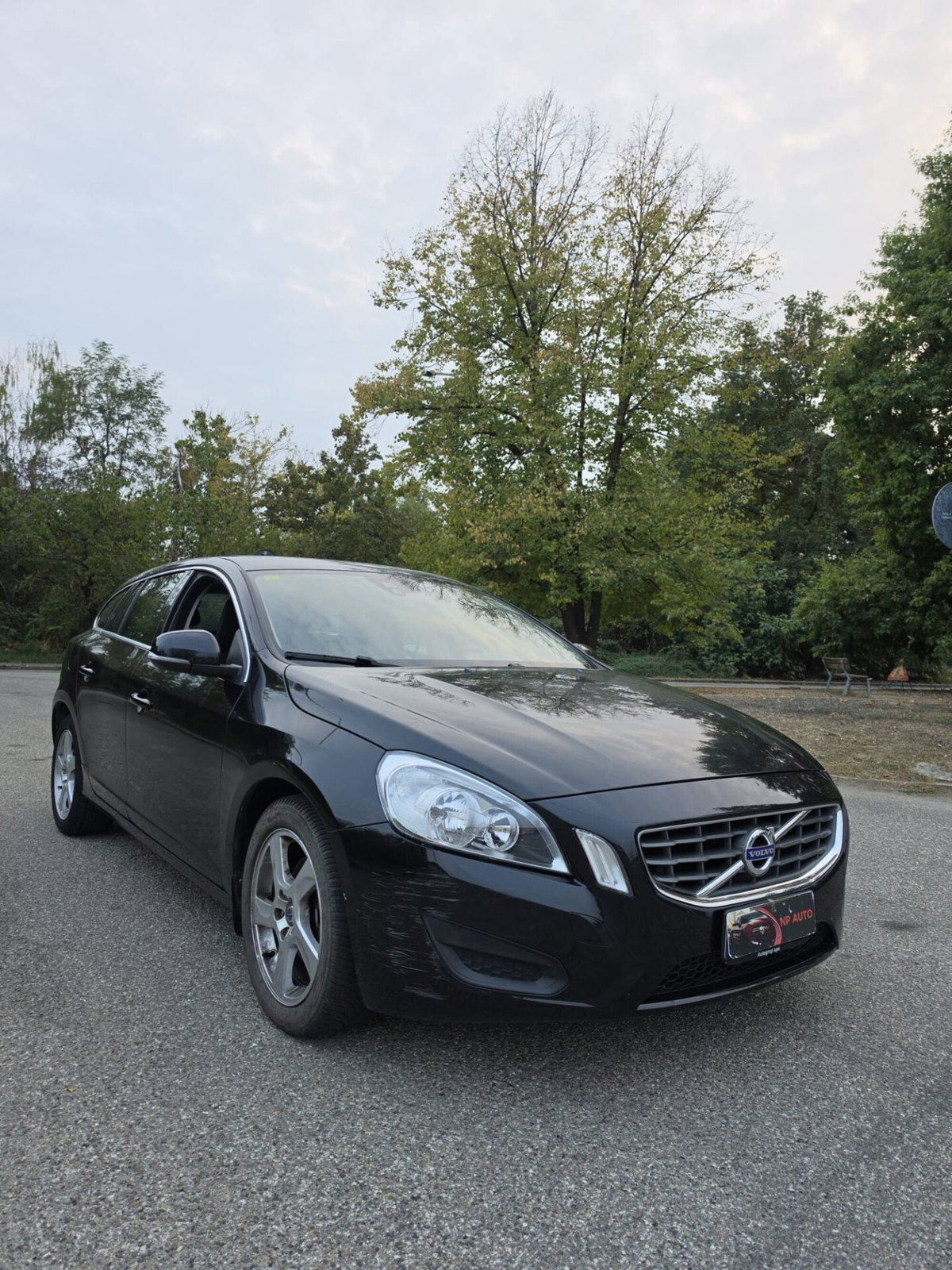 Volvo V60 D3 Geartronic Summum (3)