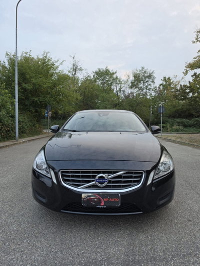 Volvo V60 D3 Geartronic Summum (4)