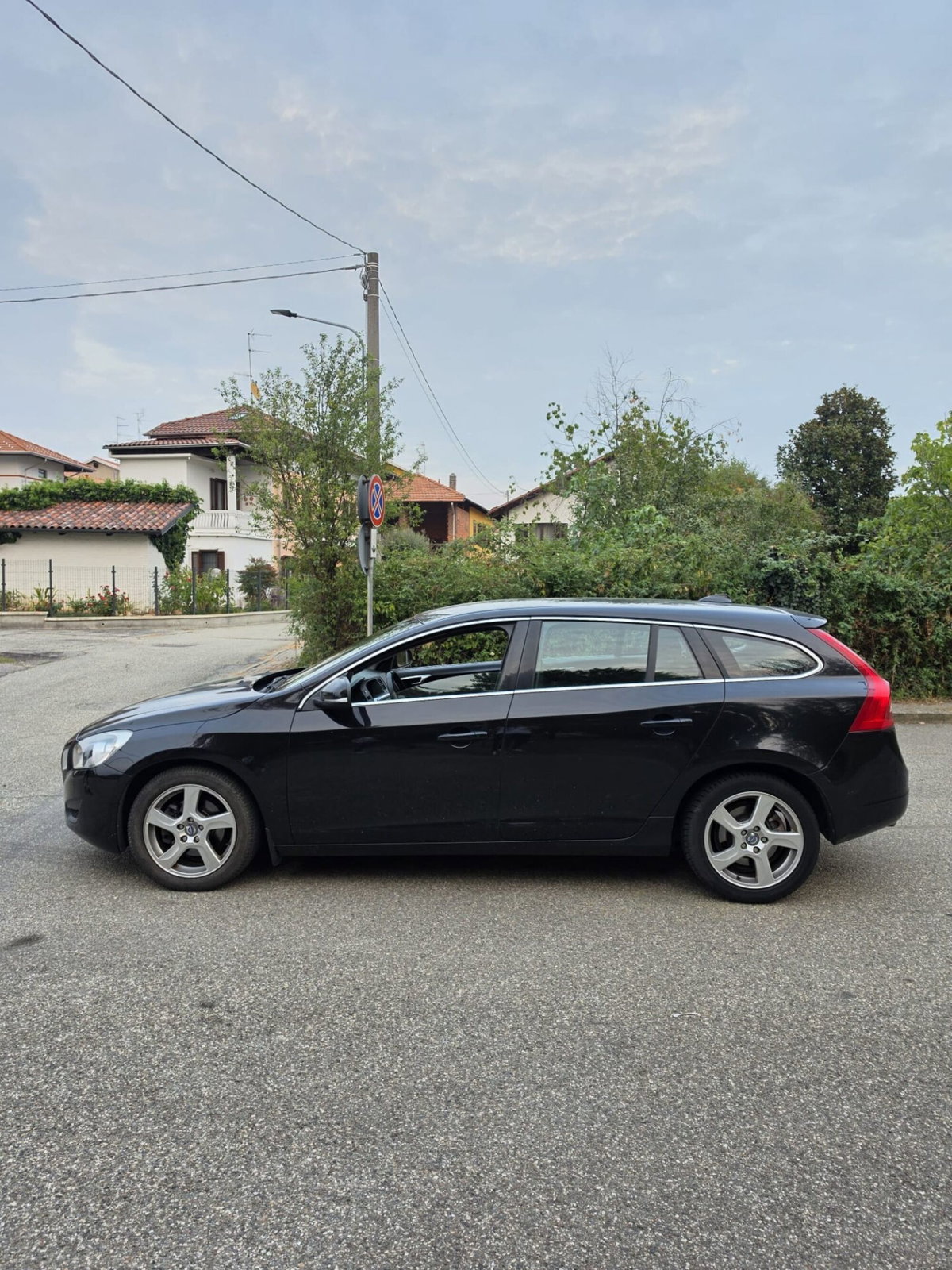 Volvo V60 D3 Geartronic Summum (9)