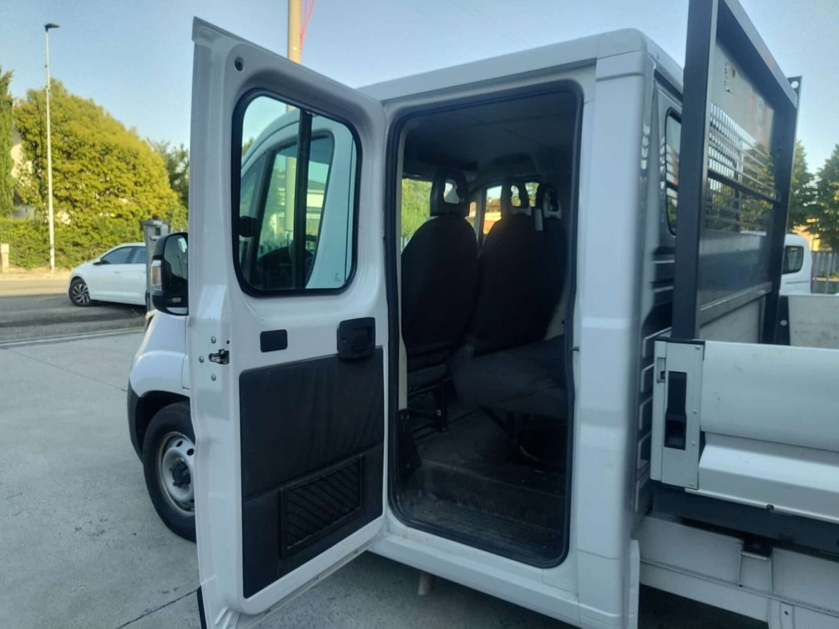 Fiat Ducato Furgone L3H2 2.2 diesel 140cv auto (8)