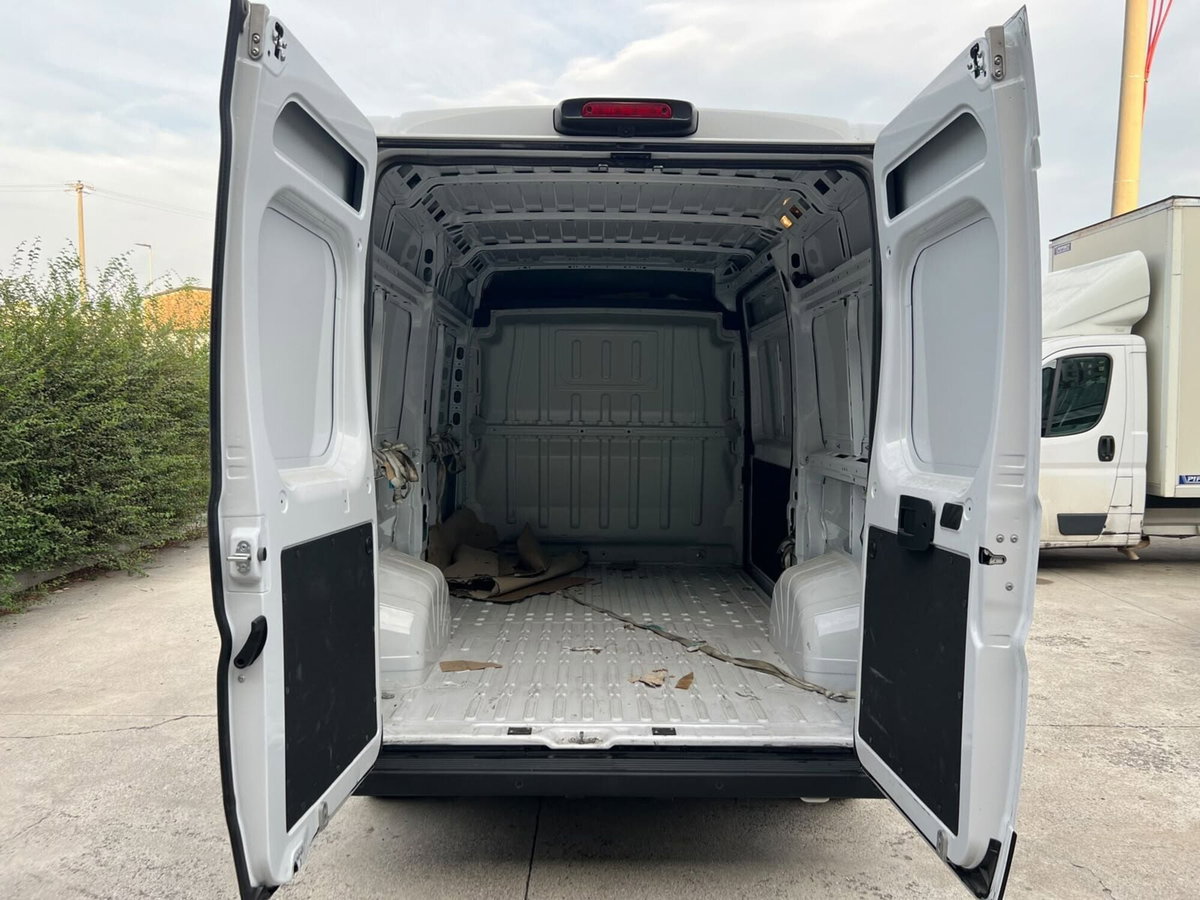 Fiat Ducato Furgone L2H2 2.2 diesel 140cv (17)