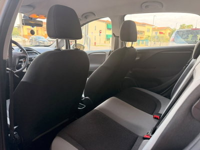 Fiat Punto 1.2 8V 5 porte Easy (10)