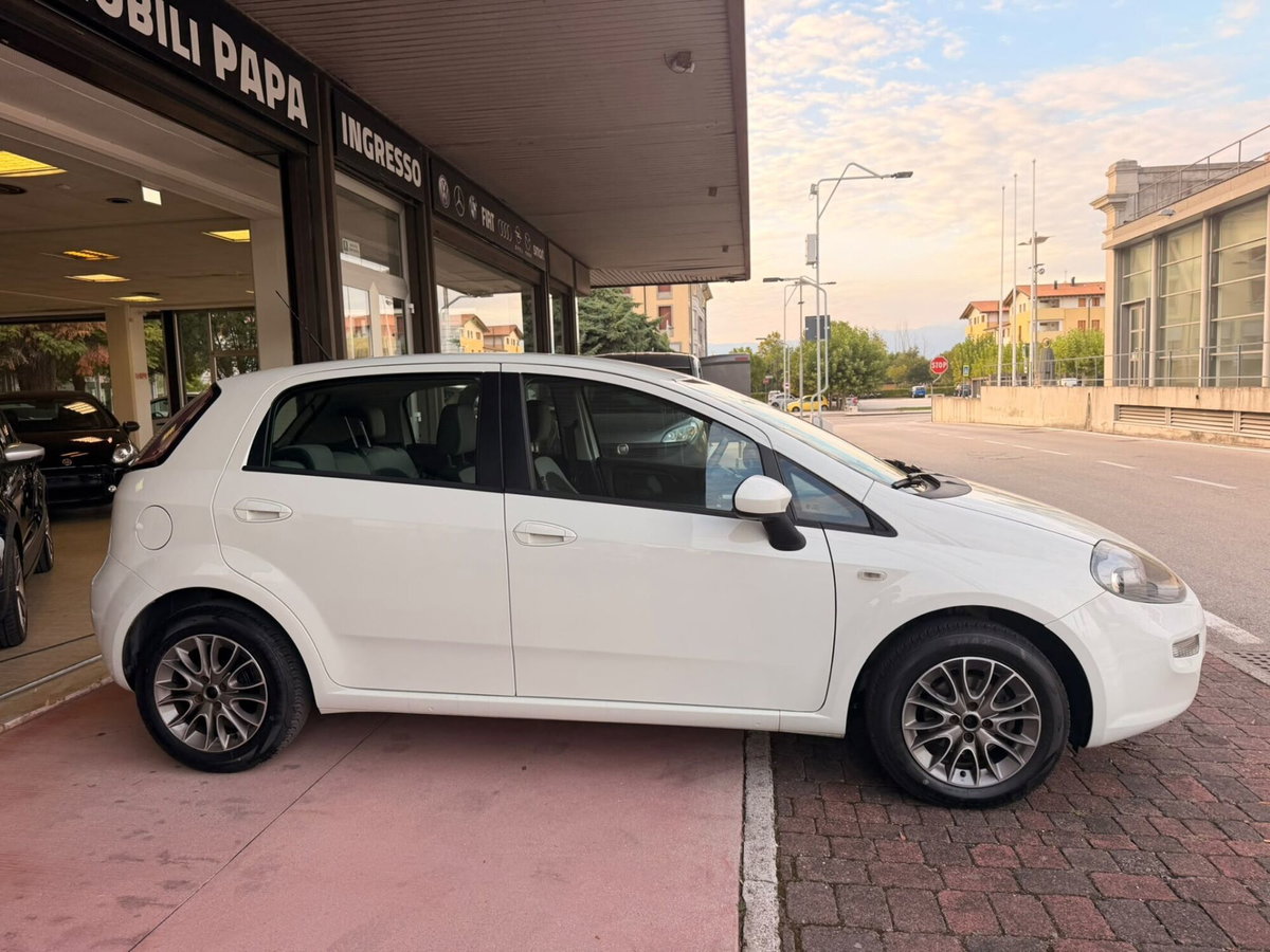 Fiat Punto 1.2 8V 5 porte Easy (2)