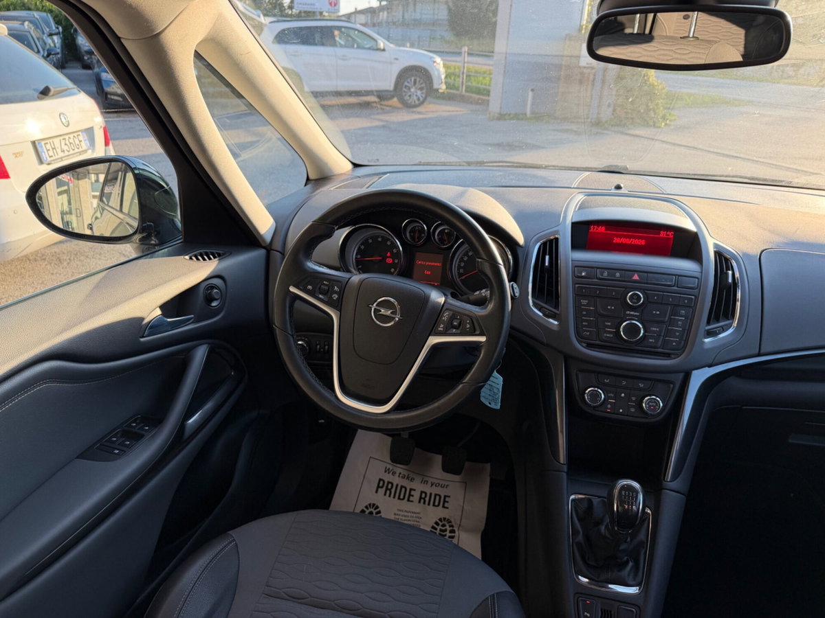 Opel Zafira Tourer 1.6 Turbo EcoM 150CV Cosmo (20)