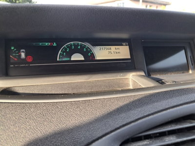 Renault Scenic E-Tech Electric 1.6 Attractive (13)