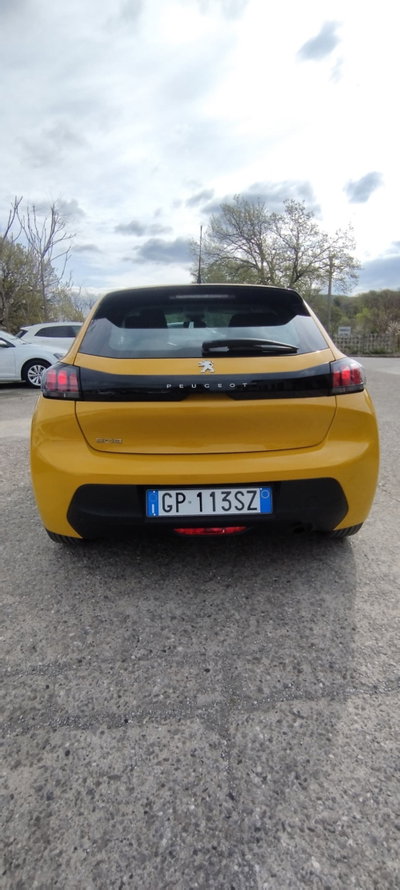Peugeot 208 PureTech 75 Stop&Start 5 porte Active (2)