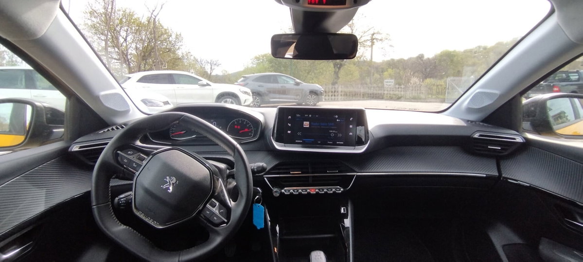 Peugeot 208 PureTech 75 Stop&Start 5 porte Active (7)