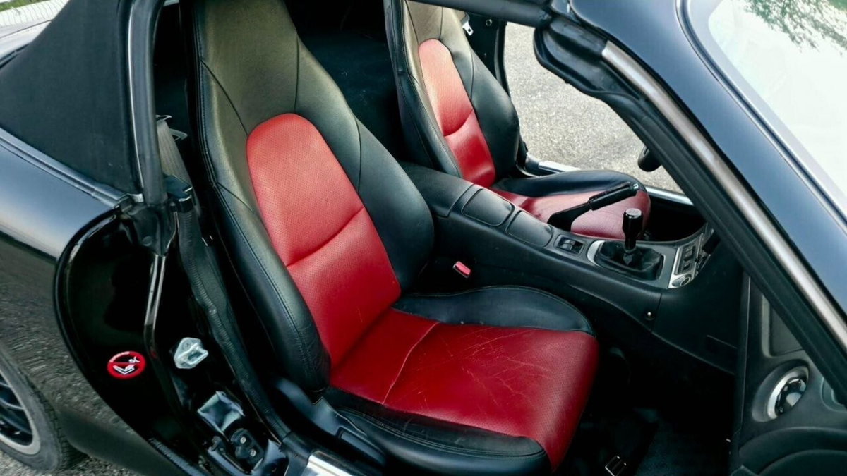 Mazda MX-5 1.8i 16V cat Backstage (5)