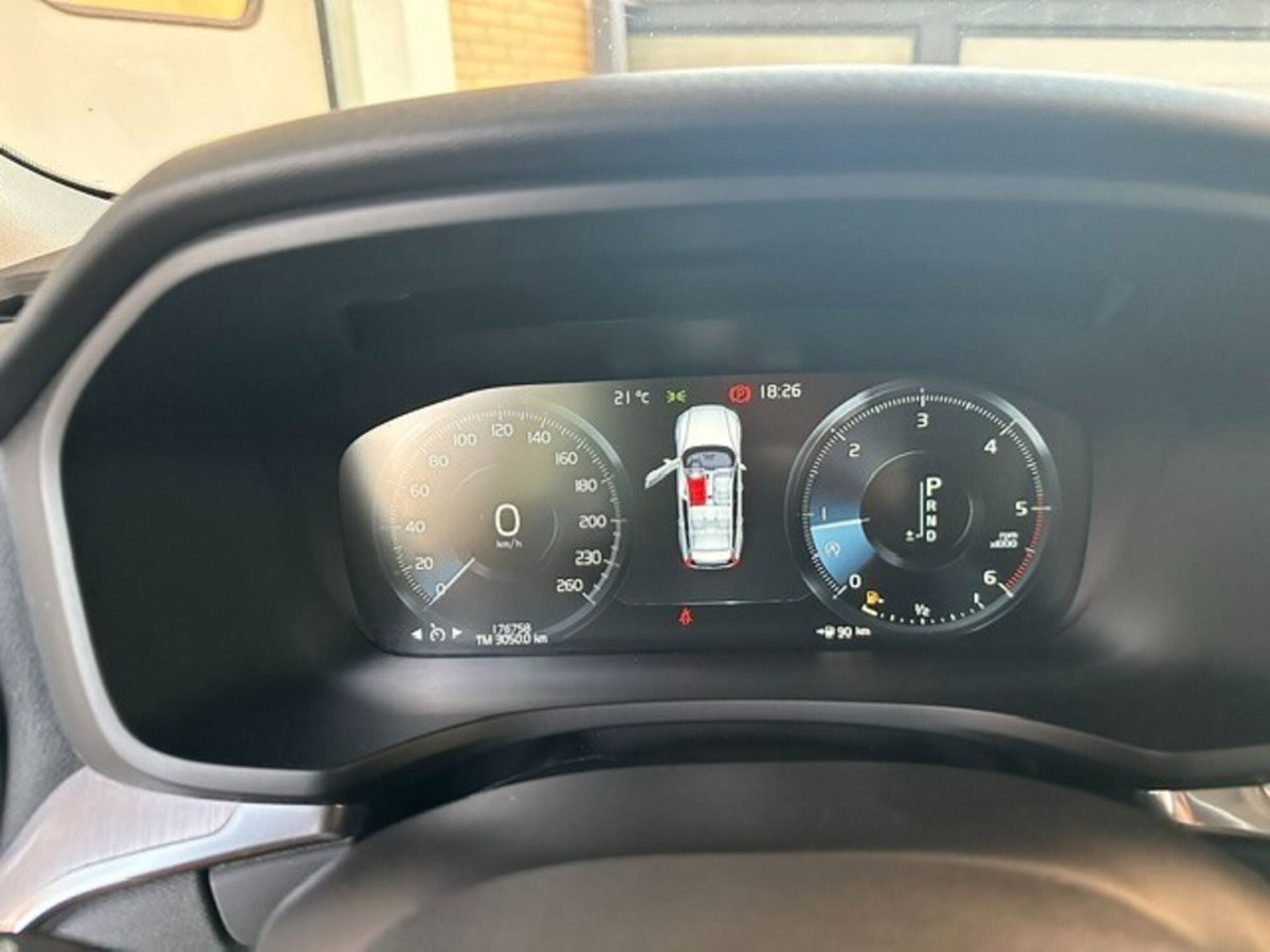 Volvo V60 D3 Geartronic Business (11)