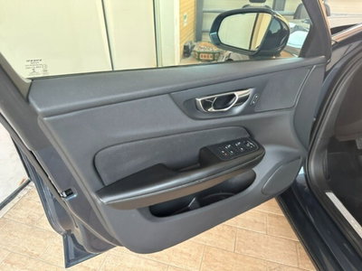 Volvo V60 D3 Geartronic Business (8)