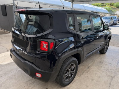 Jeep Renegade 2.0 Mjt 140CV 4WD Active Drive Limited (6)