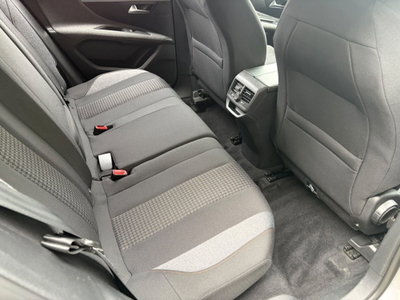 Peugeot 3008 PureTech Turbo 130 S&S Active Business (12)