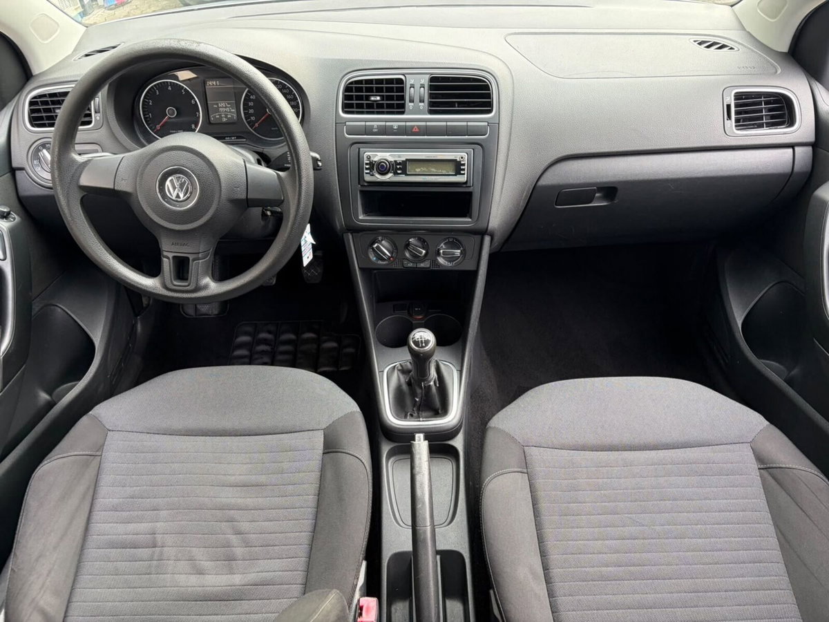 Volkswagen Polo 1.4 5 porte Comfortline (12)