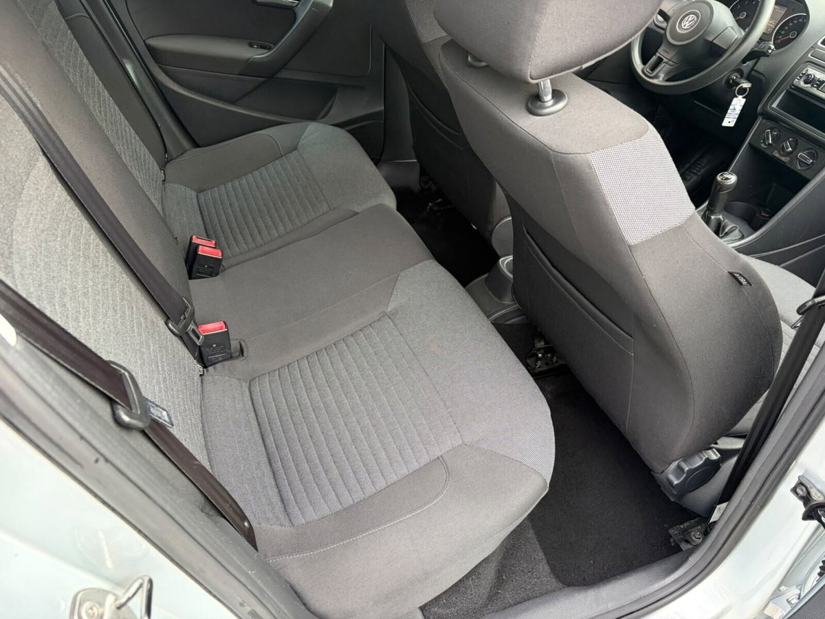 Volkswagen Polo 1.4 5 porte Comfortline (13)